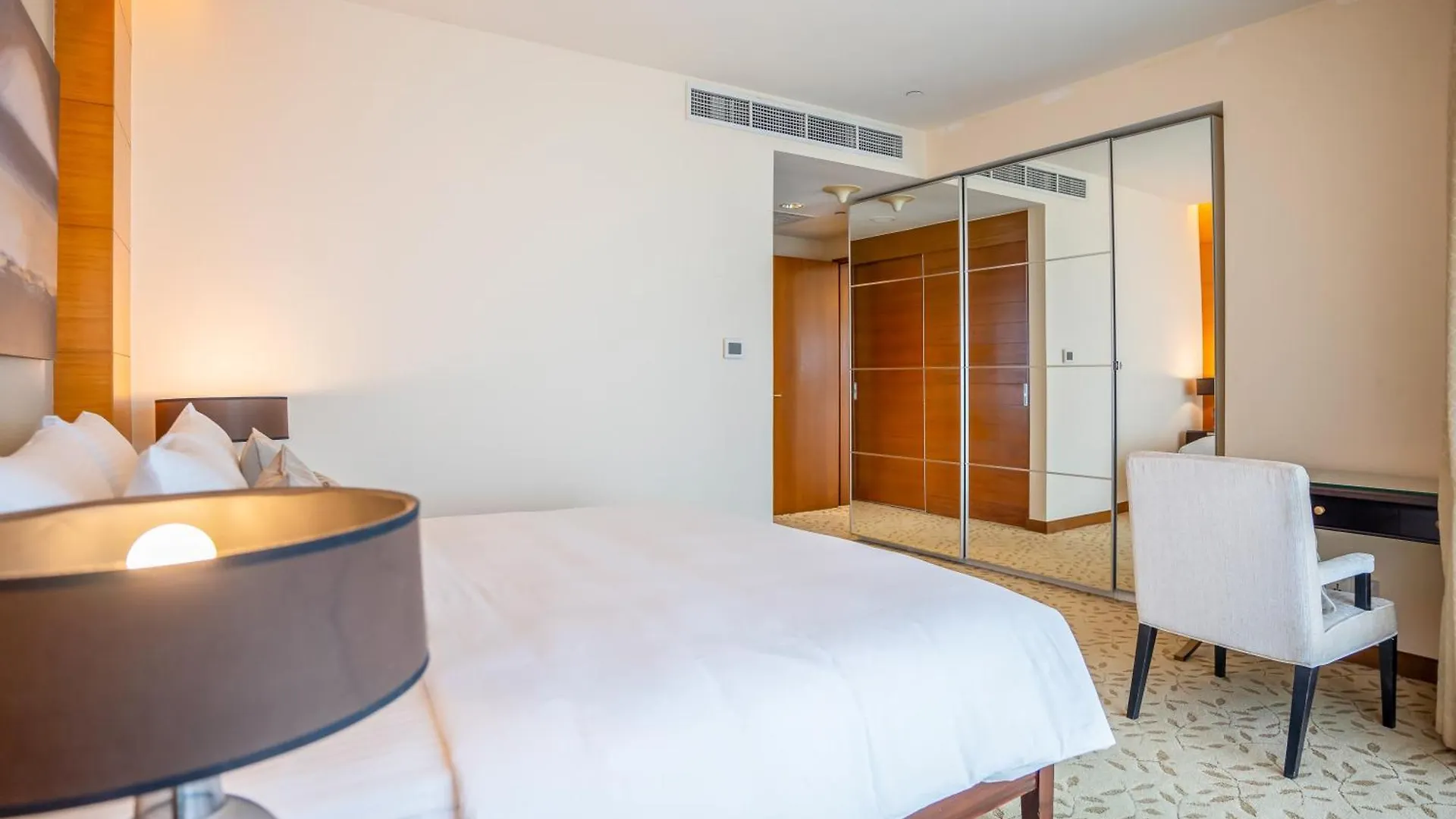 Apartment 1Br At Address Dubai Mall Residences