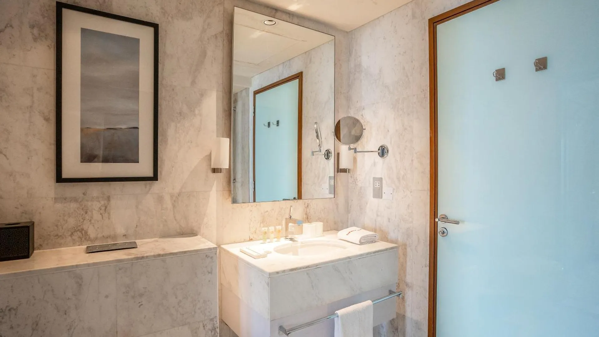 1Br At Address Dubai Mall Residences United Arab Emirates